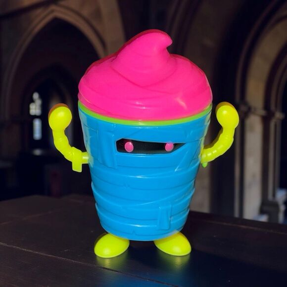 New Wendy's 2025 Frosty Frights Variant Yummy Mummy Wendy’s Kids Meal Toy A22 - Picture 2 of 5